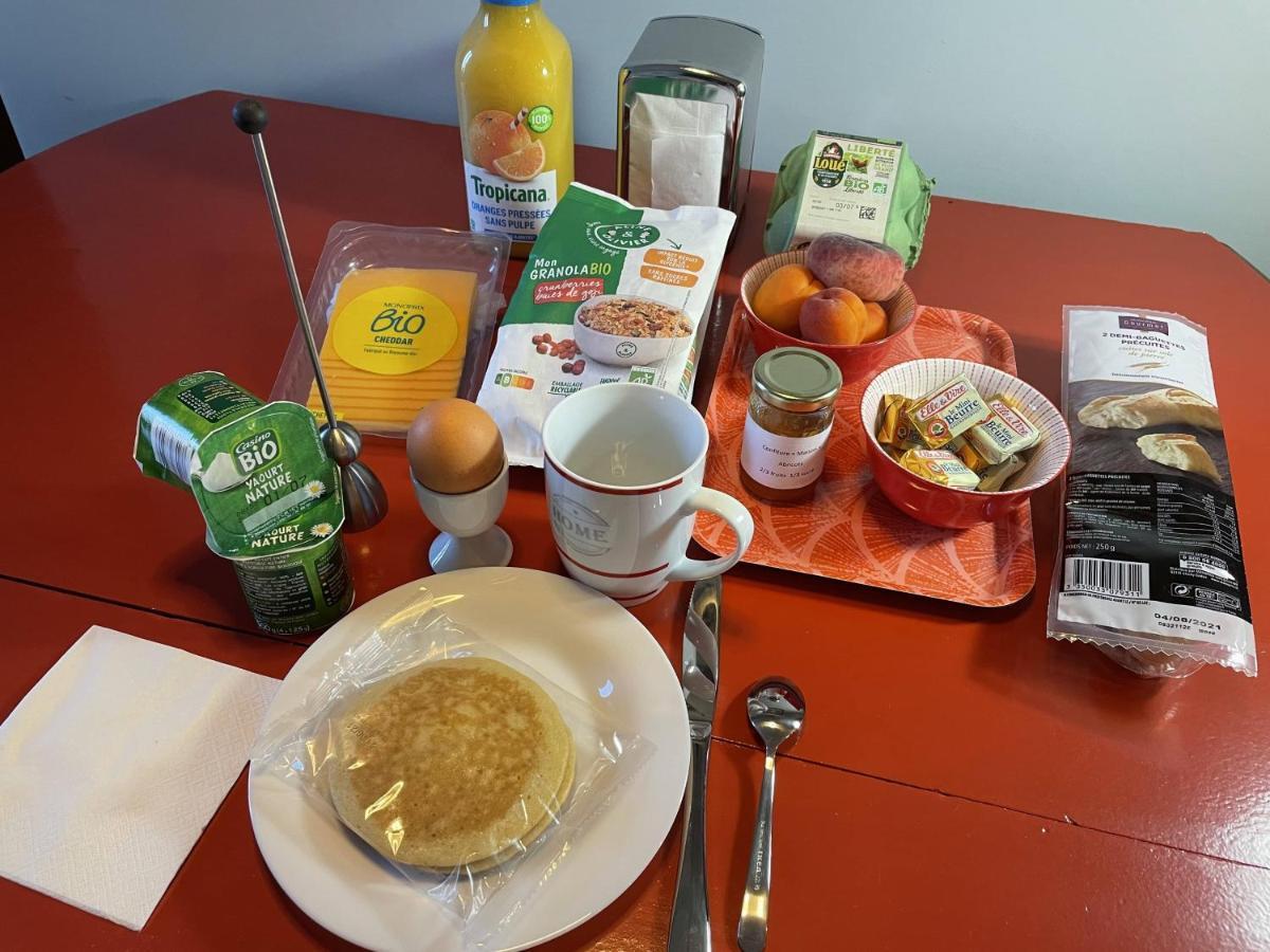 Au Coeur Du Vieux Toulon Au Calme Appartement Renove Climatise Confortable Etage Eleve Avec Ascenseur Proche Parking Et Toutes Commodites Exterior foto