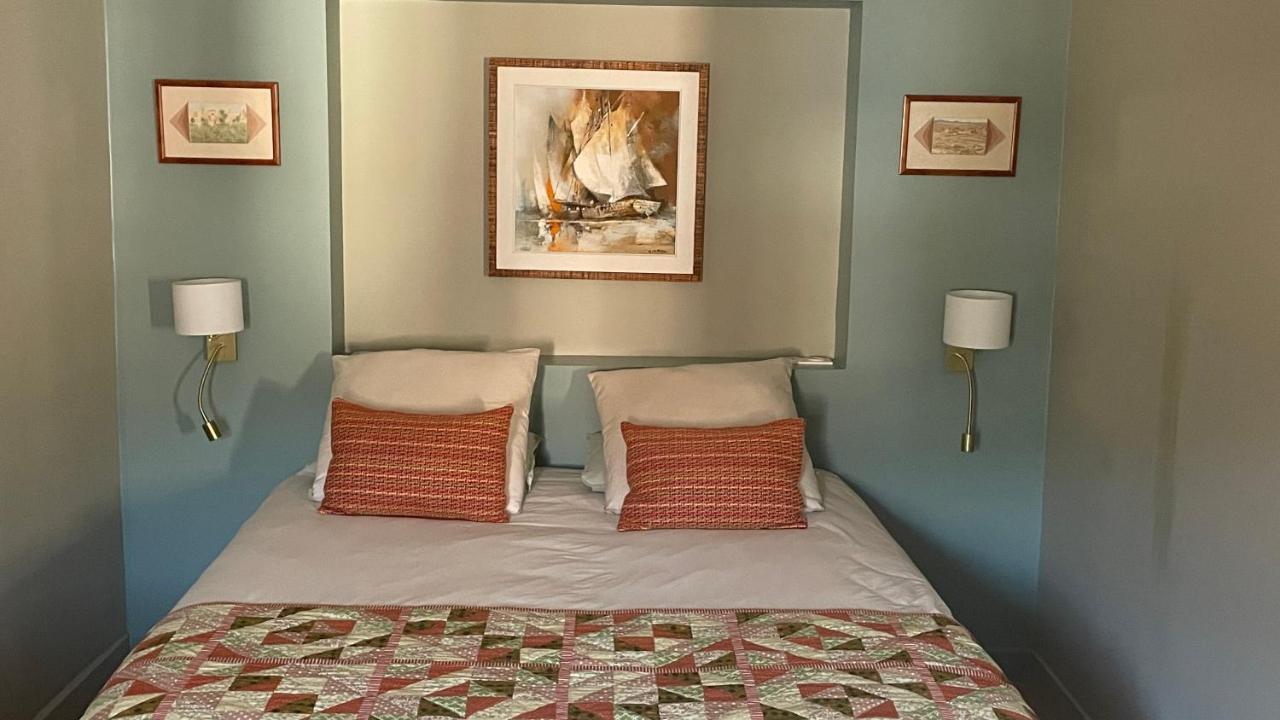 Au Coeur Du Vieux Toulon Au Calme Appartement Renove Climatise Confortable Etage Eleve Avec Ascenseur Proche Parking Et Toutes Commodites Exterior foto